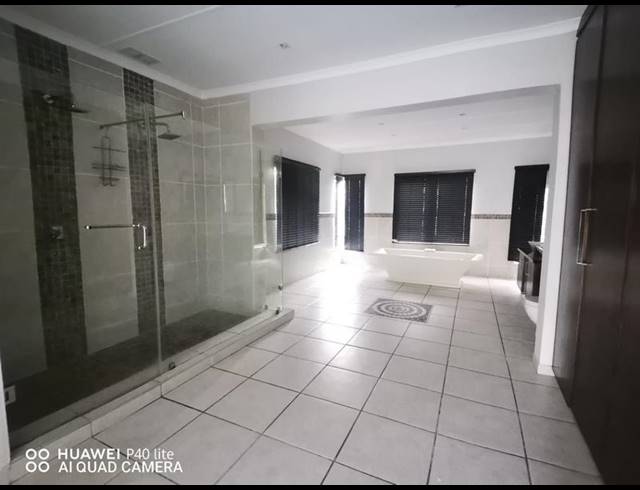 4 BEDROOM HOUSE FOR SALE IN ARBORETUM